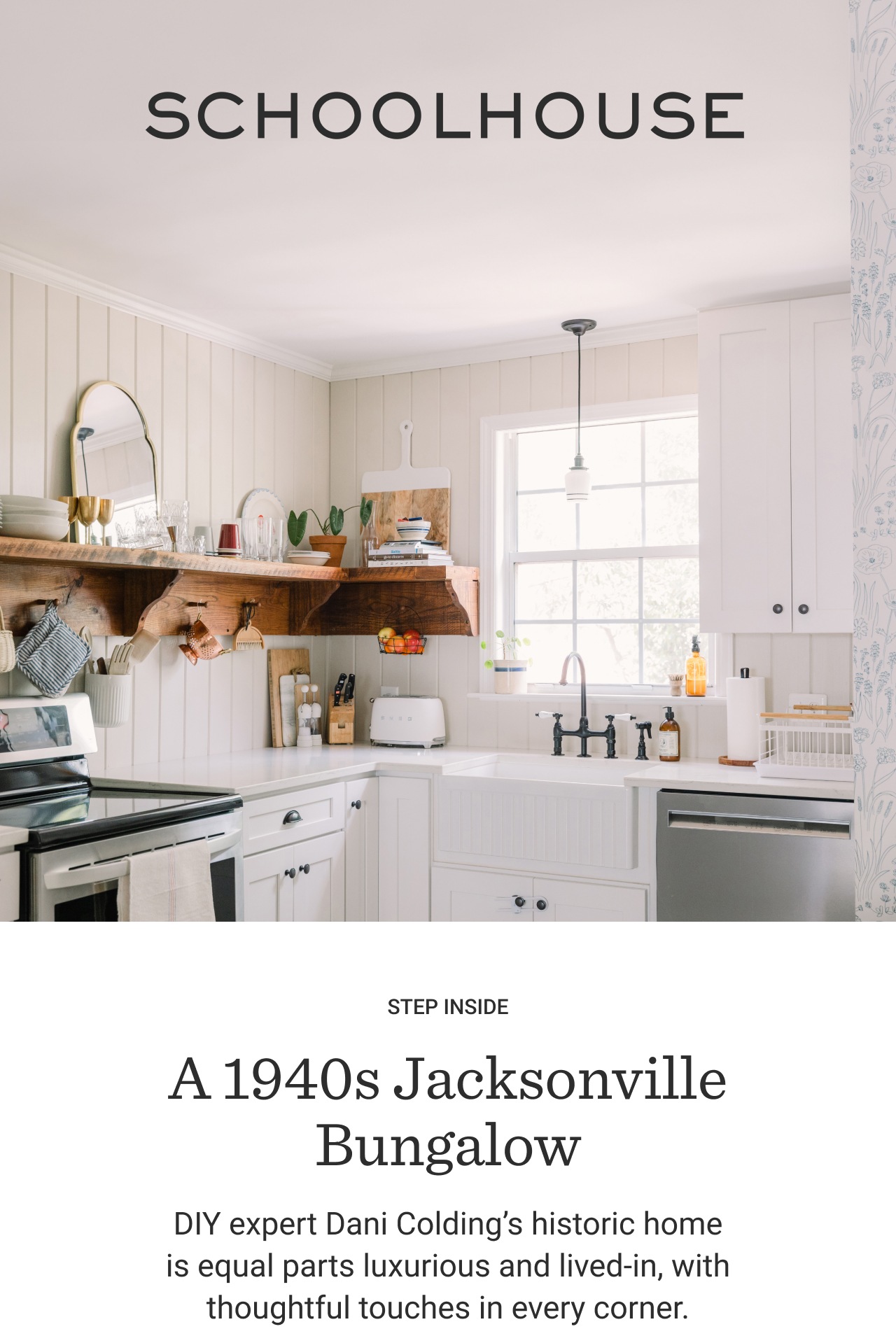 Step Inside: A 1940s Jacksonville Bungalow - schoolhouse.com